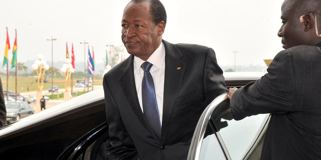 BURKINA: le gouvernement confirme que l’ex-président Compaoré est « attendu » vendredi