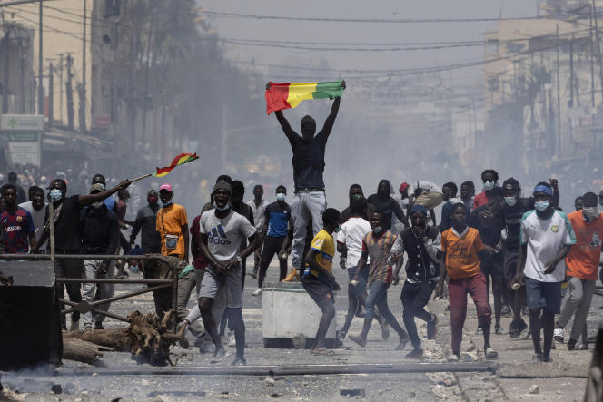 Sénégal : 16 morts, 400 personnes blessées et 500 arrestations, voici le bilan provisoire